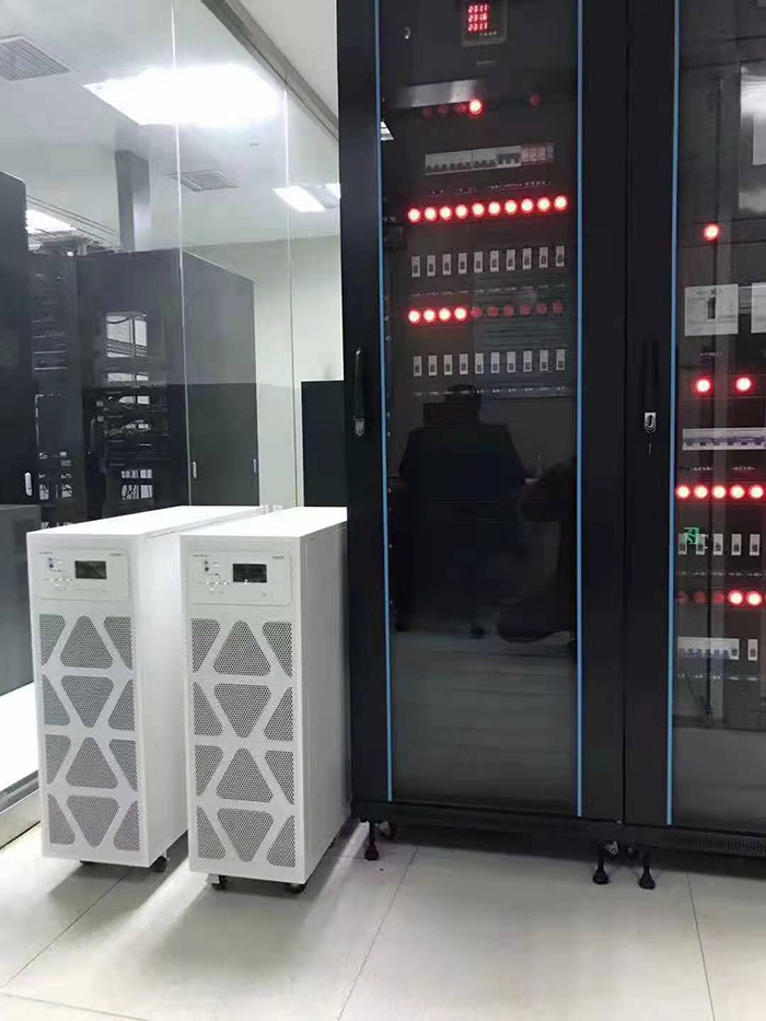 東城某金融-施耐德銀河系列